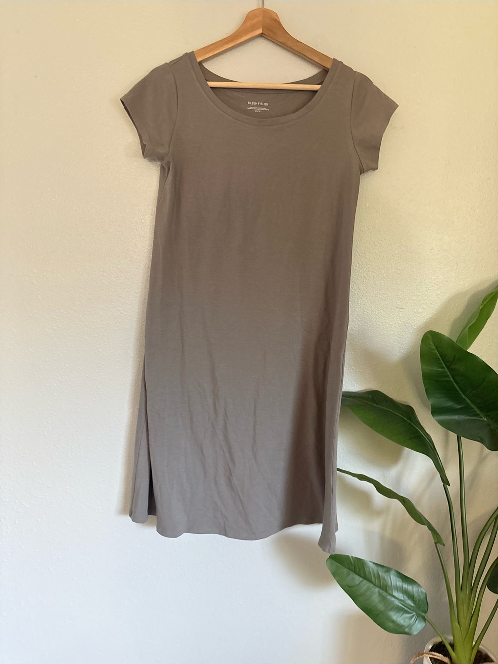 Eileen Fisher Scoop Neck Midi Dress in Taupe